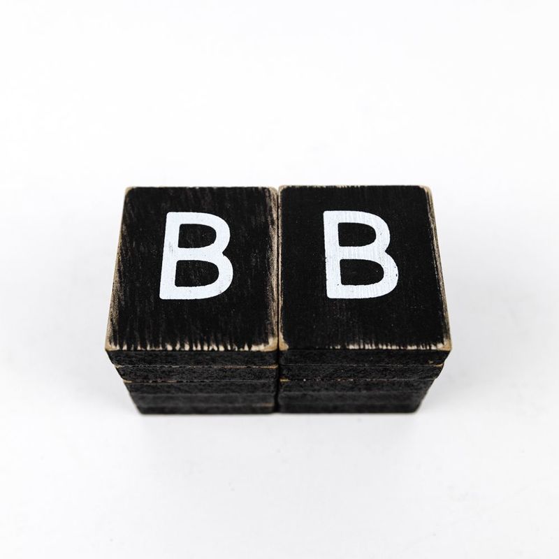 Extra Letters (B) Black/White Adams Ledgie Adams & Co.   