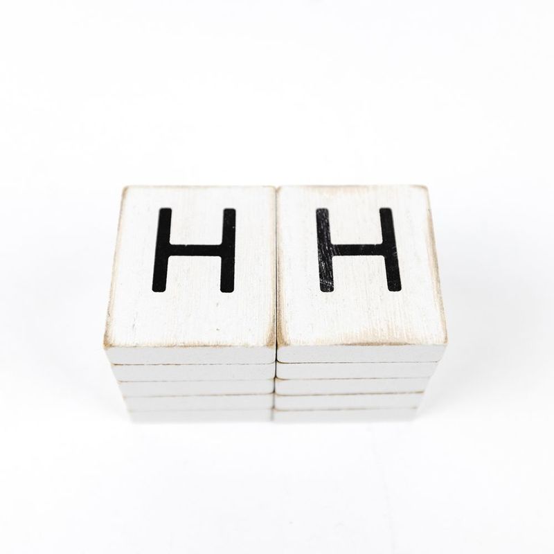 Extra Letters (H) White/Black Adams Ledgie Adams & Co.   